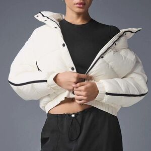 Aspen Love Puffer Jacket - Ivory - XS Alo Yoga